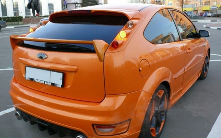 Корпуса под заднюю модульную оптику для Ford Focus 2 (хетчбек) 3-5D (2004-2008) купить недорого с доставкой в Нягань