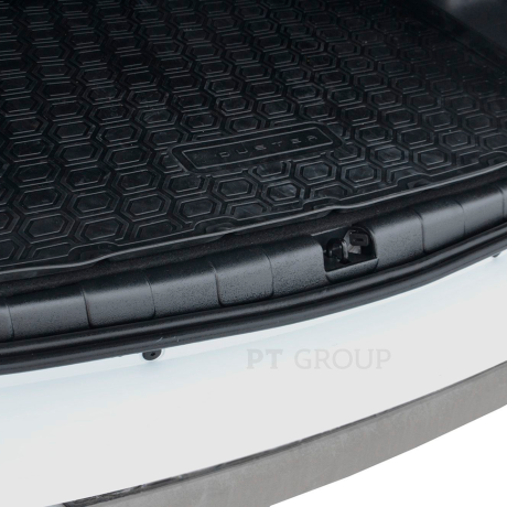 Накладка в проем багажника (ABS) RENAULT Duster 2012-2020/ NISSAN Terrano 2014- купить недорого с доставкой в Нягань