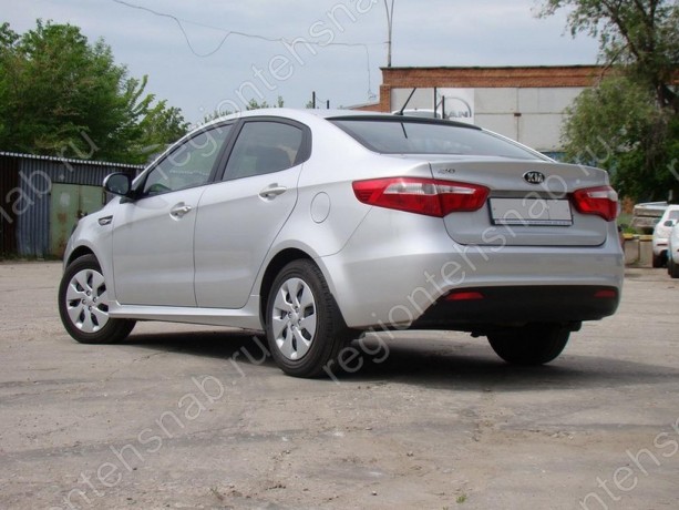 Накладки на пороги для Kia Rio (2010-н.в.) купить недорого с доставкой в Нягань